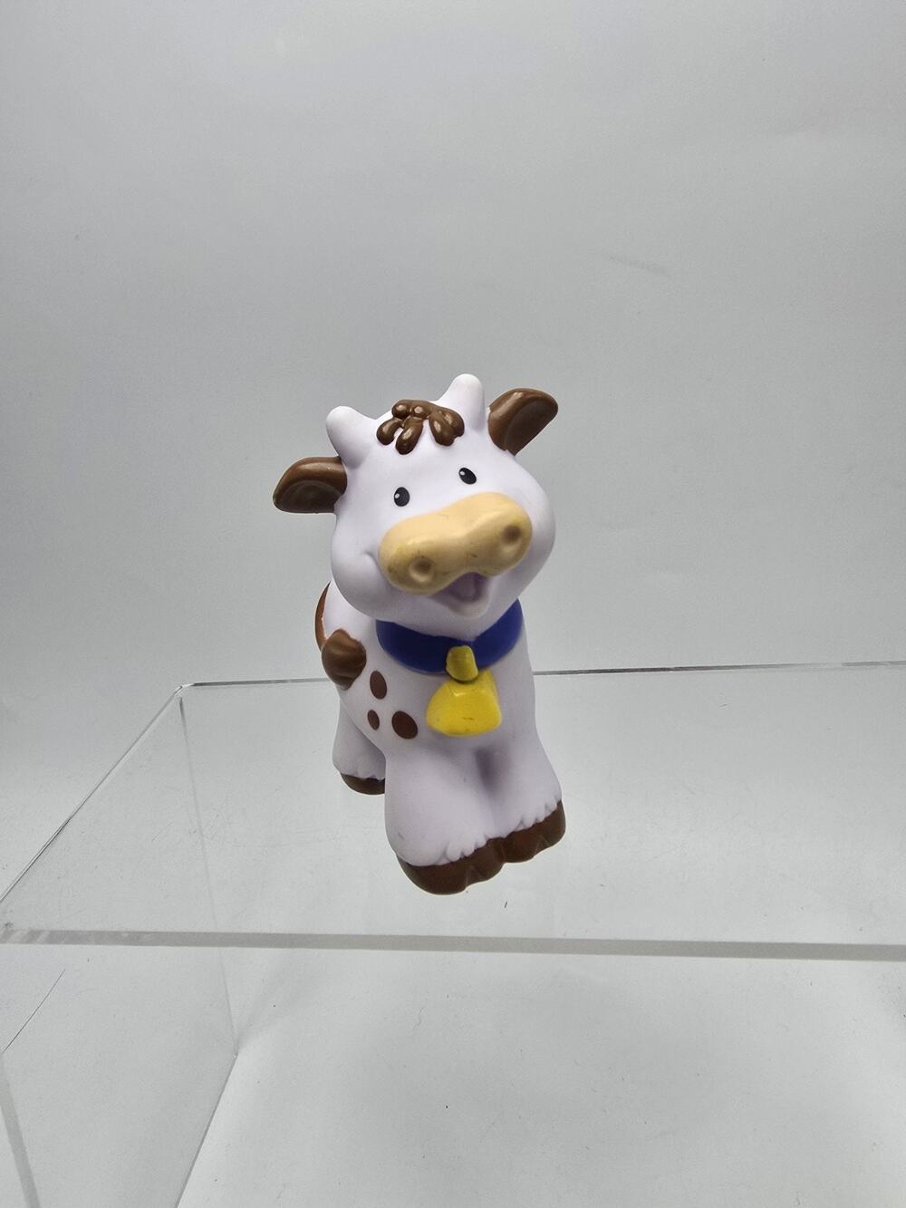2002 Fisher Price Little People White Cow w/Brown spots Figure